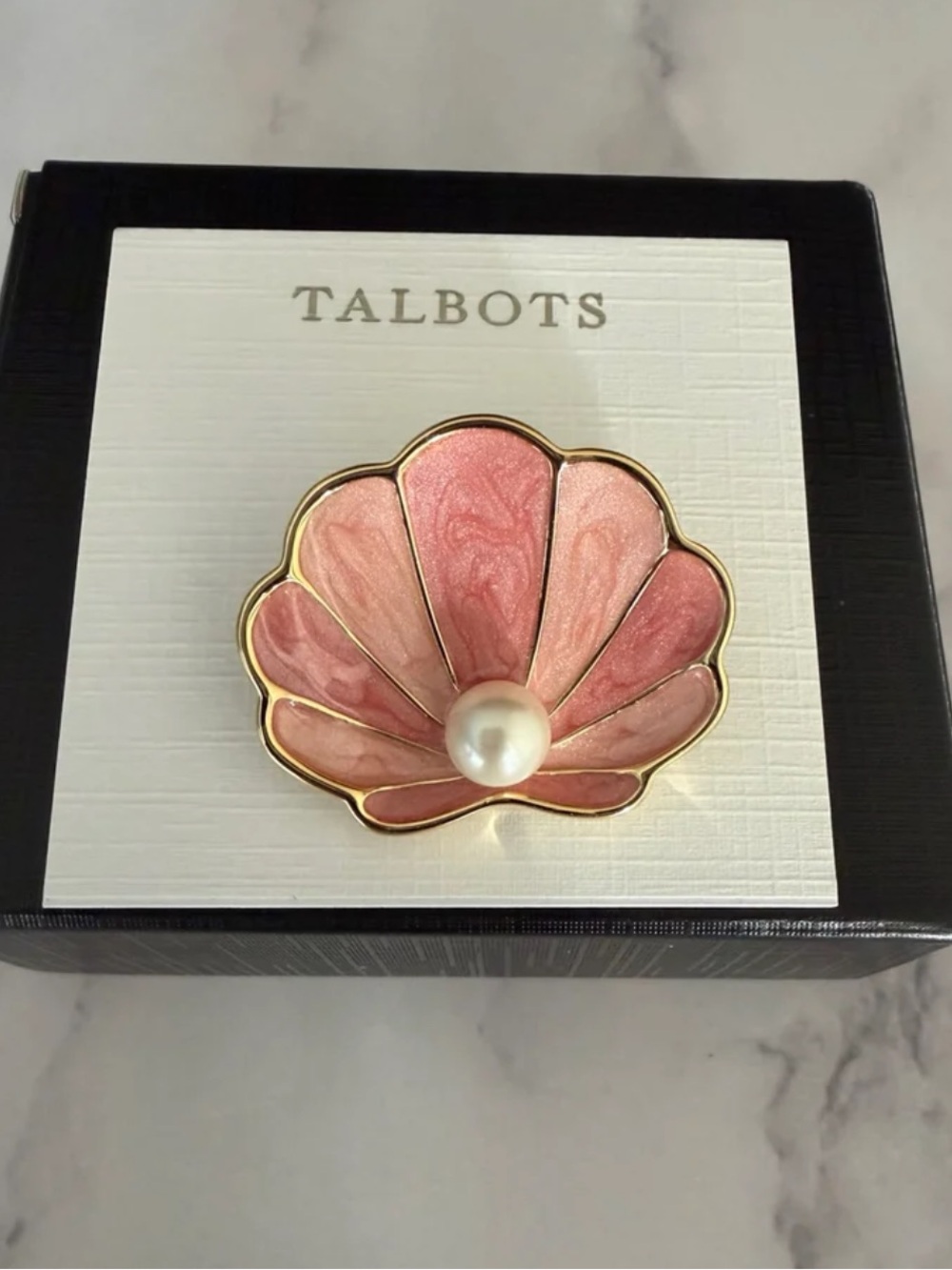 Talbots Shell Brooch - Picture 9 of 9